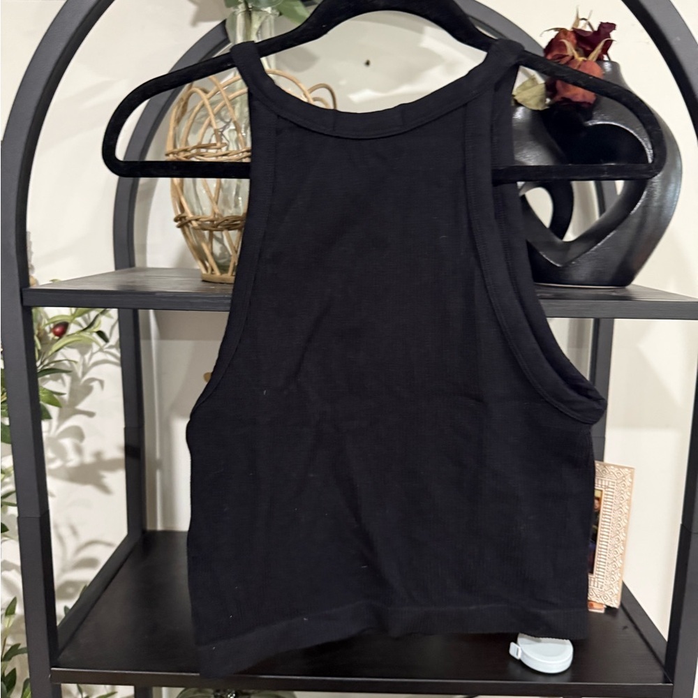 Honey peach Sleek Black Tank Top for Women size large - Picture 6 of 7